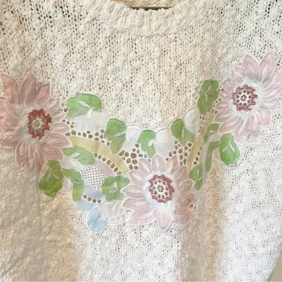 Vintage Donagain Short Sleeve Sweater Floral Appliqué Front Popcorn Texture - Picture 4 of 8